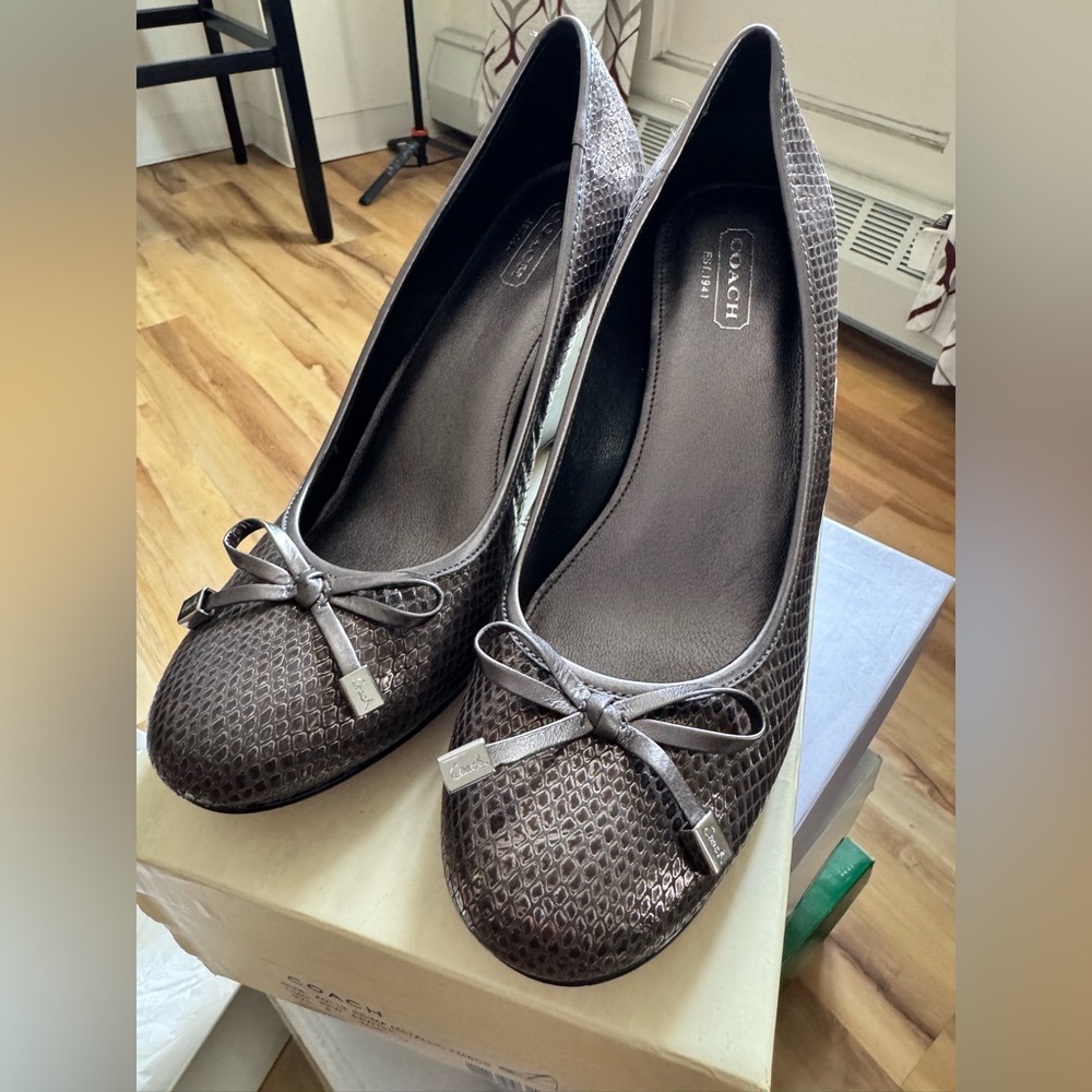 Coach Wedged Heels 3.5 in - Picture 1 of 5